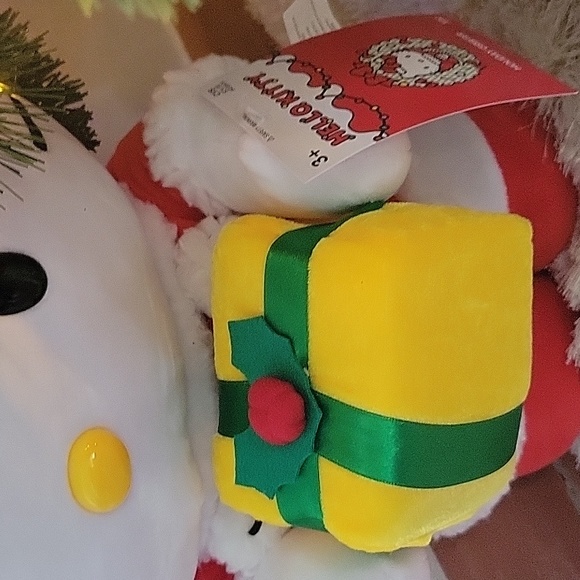 Hello kitty christmas  cvs doll - Picture 4 of 4